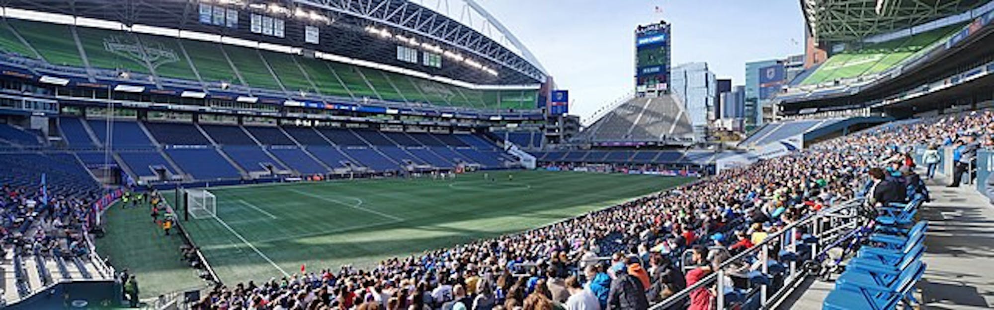 OL_Reign_vs._Angel_City_FC_-_NWSL_Challenge_Cup_2022_panorama