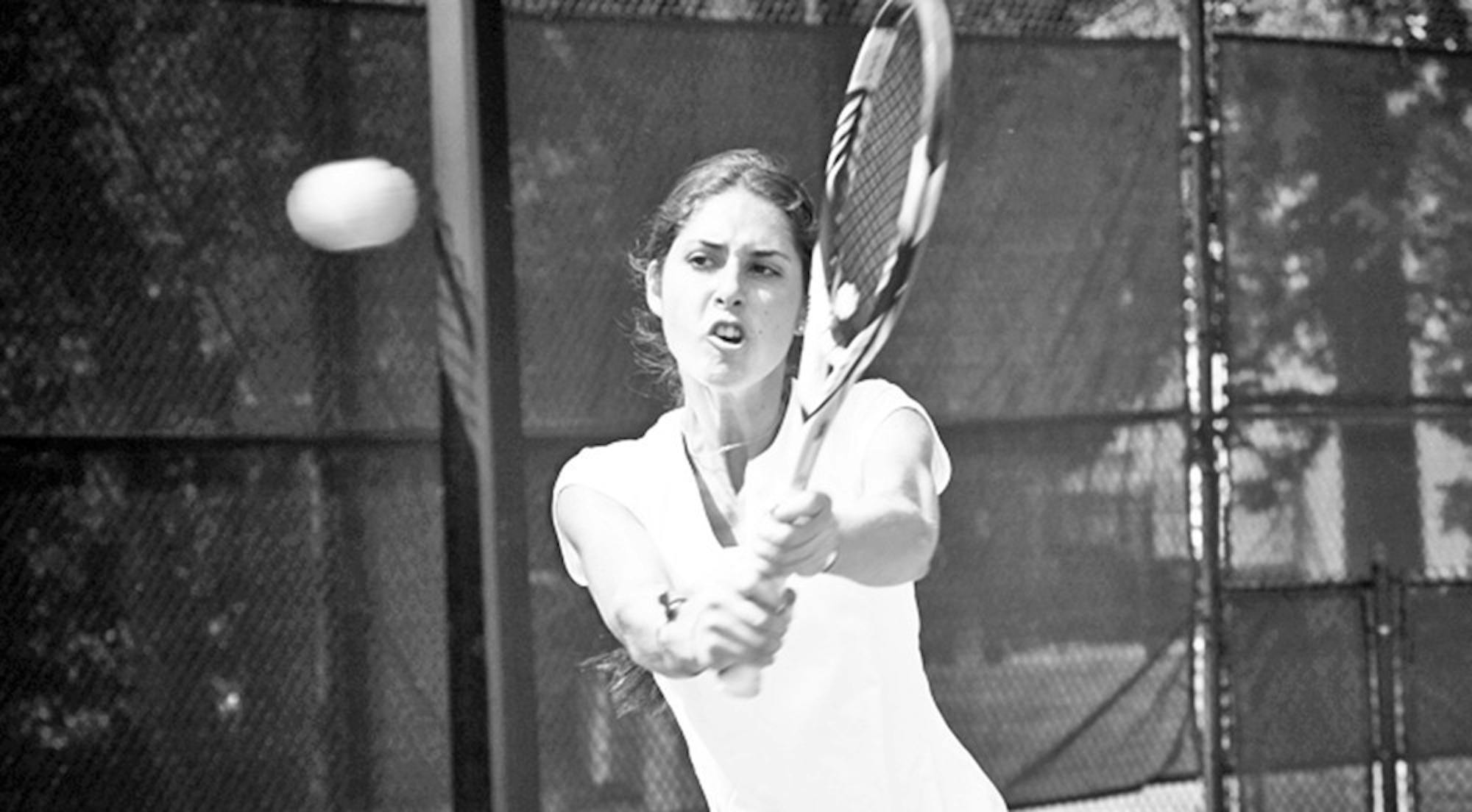 Junior Madison Gordon returns the ball. Gordon and the Eagles won their first competition of the season this past Saturday. Their record now stands at 1-1 on the season. | Courtesy of Emory Athletics