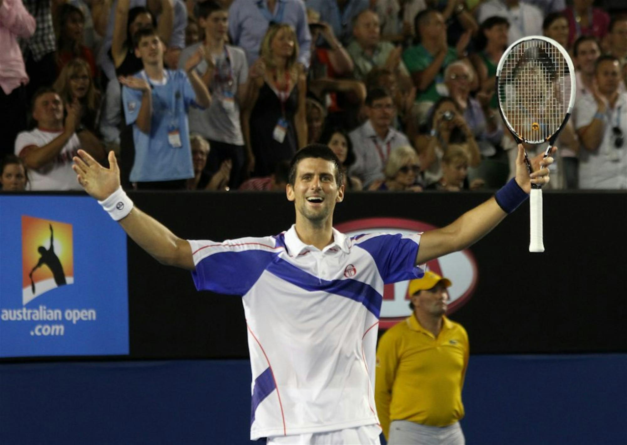 Djokovic_celebrates_AO_2011-1024x726