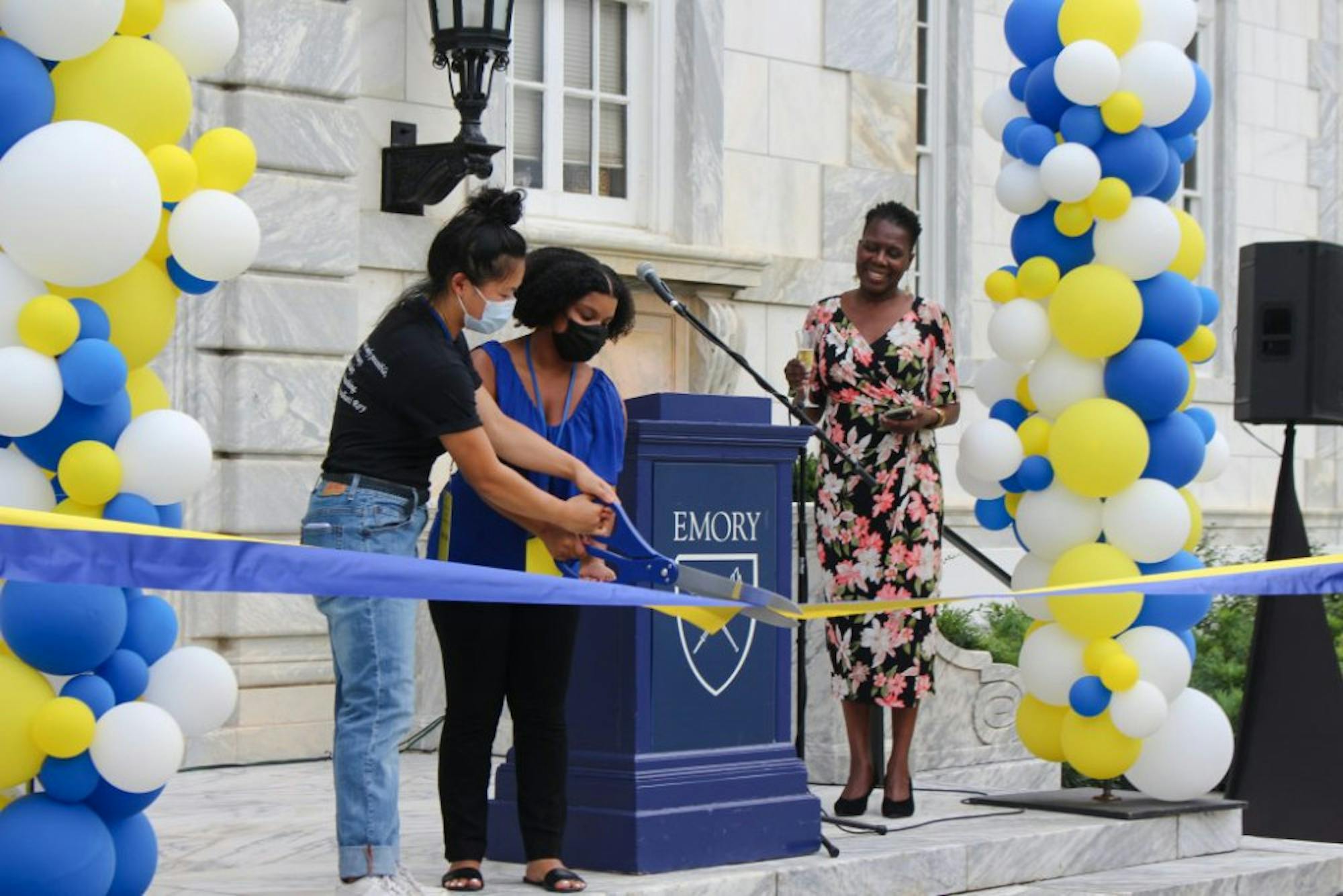 Ribbon-Cutting-2-1024x683