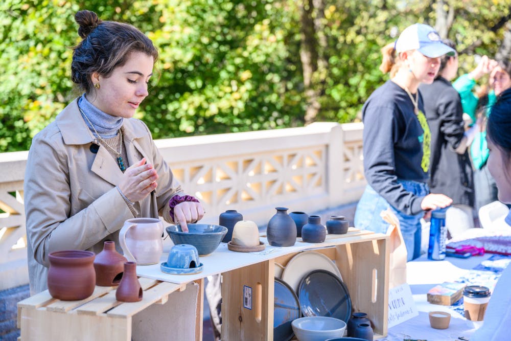 Artisan-Market-3-Priyam-Mazumdar-Staff-Online