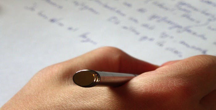 15653748_923745accf_b