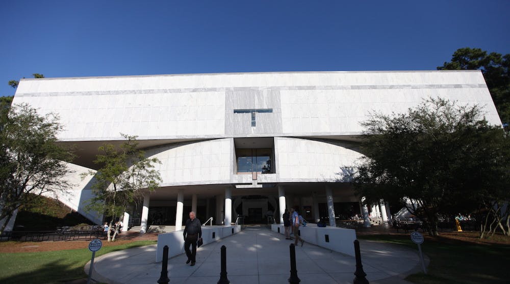 1010-Dobbs-University-Center-DUC_Jason_Oh