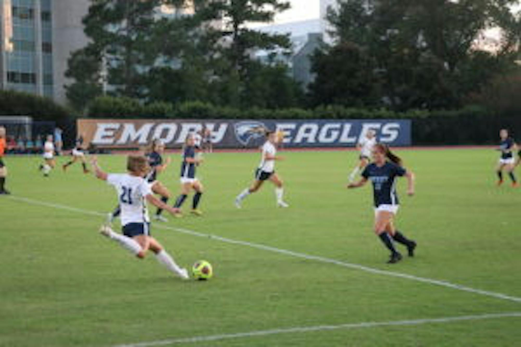 Womens-Soccer-2-10.2.18-Kushal-Bafna-Contri-Online-300x200