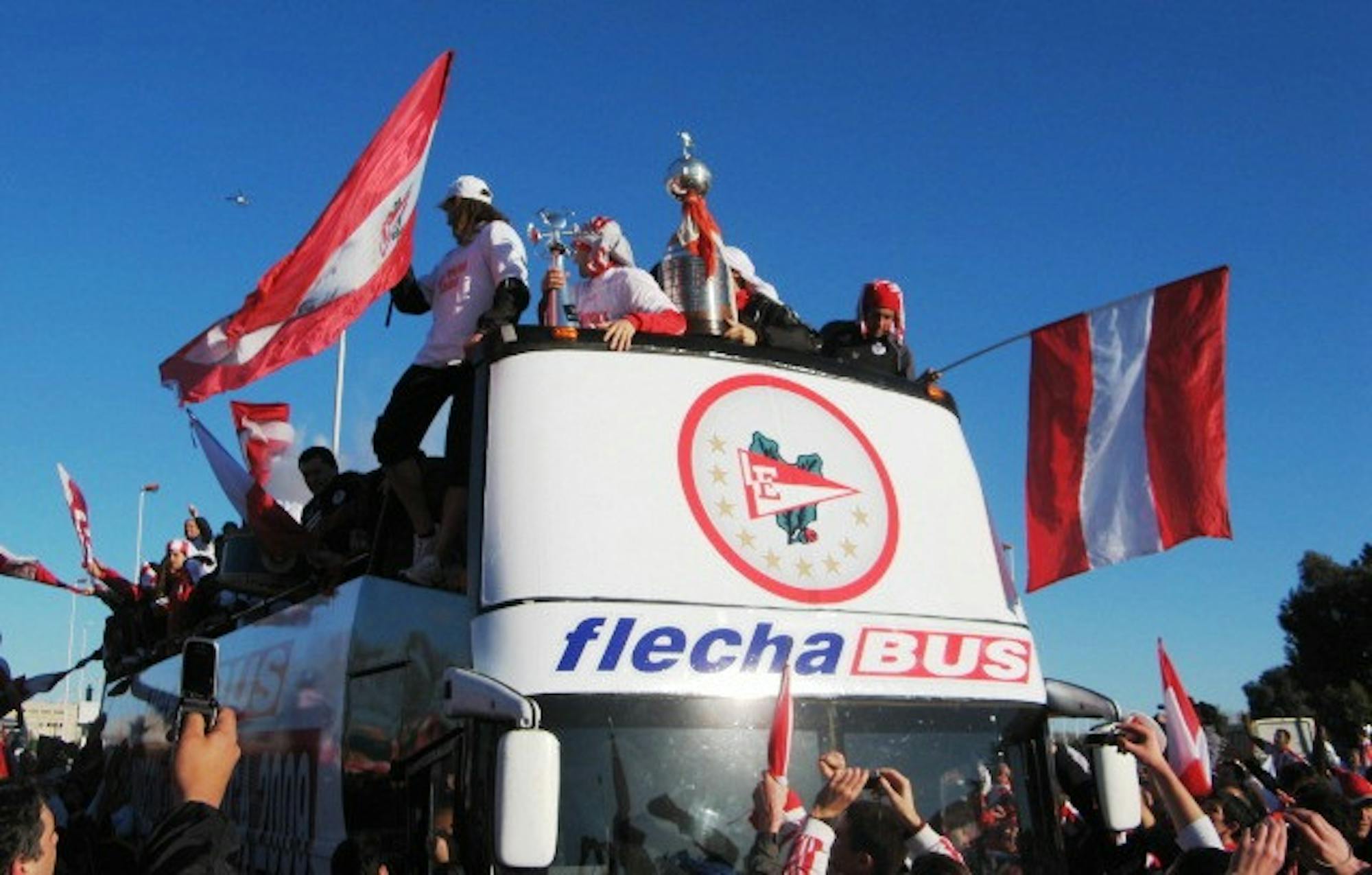 Caravana_Campeón_Libertadores_09