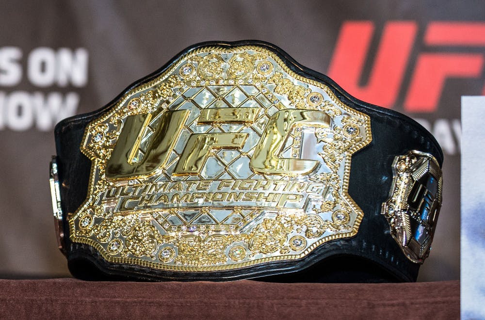2560px-UFC_Championship_Belt