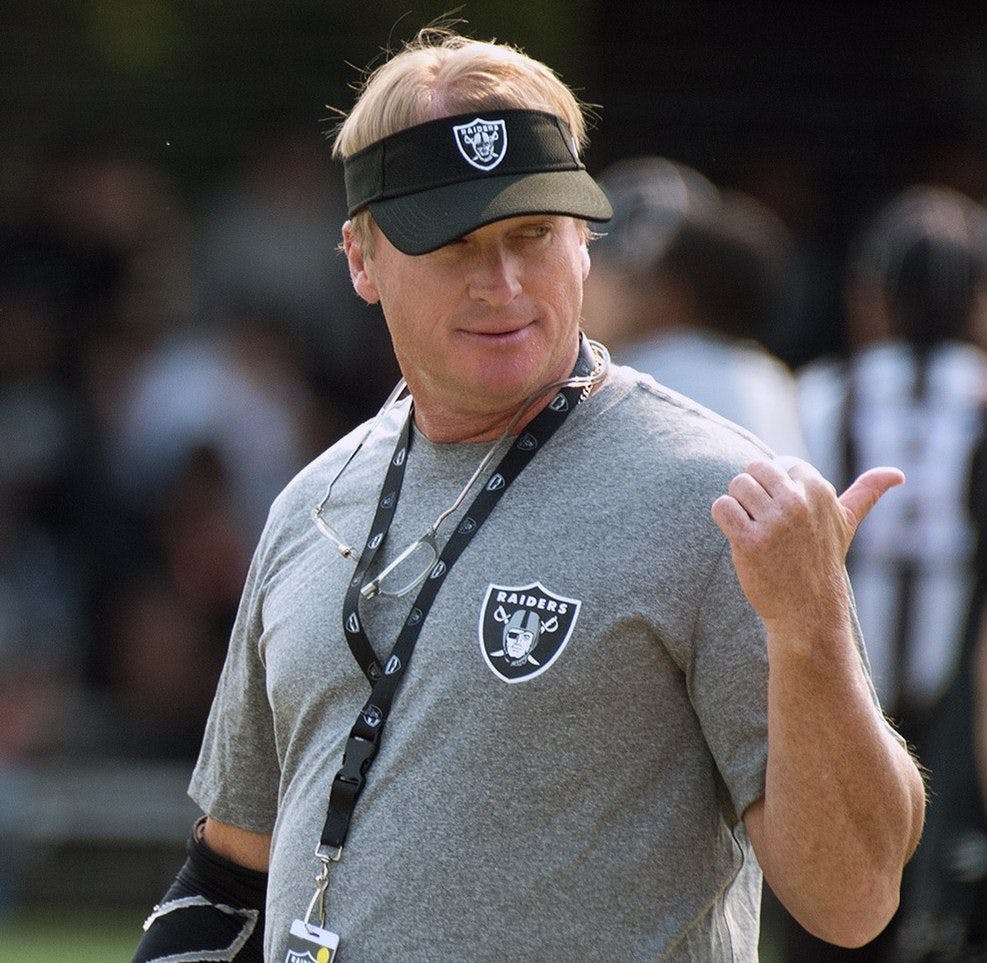 989px-Jon_gruden-e1634705468473