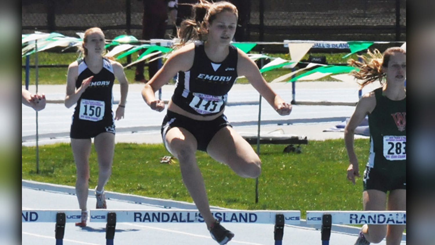 Korn2013UAAChampHurdles