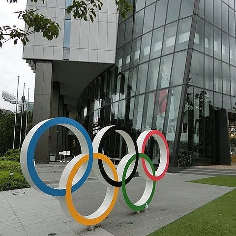 The_Olympic_Rings_in_Tokyo_03-e1627350277422