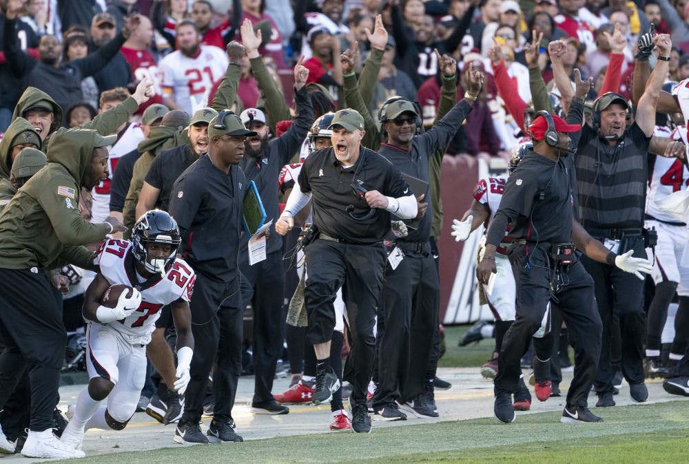 2560px-Atlanta_Falcons_44999994694