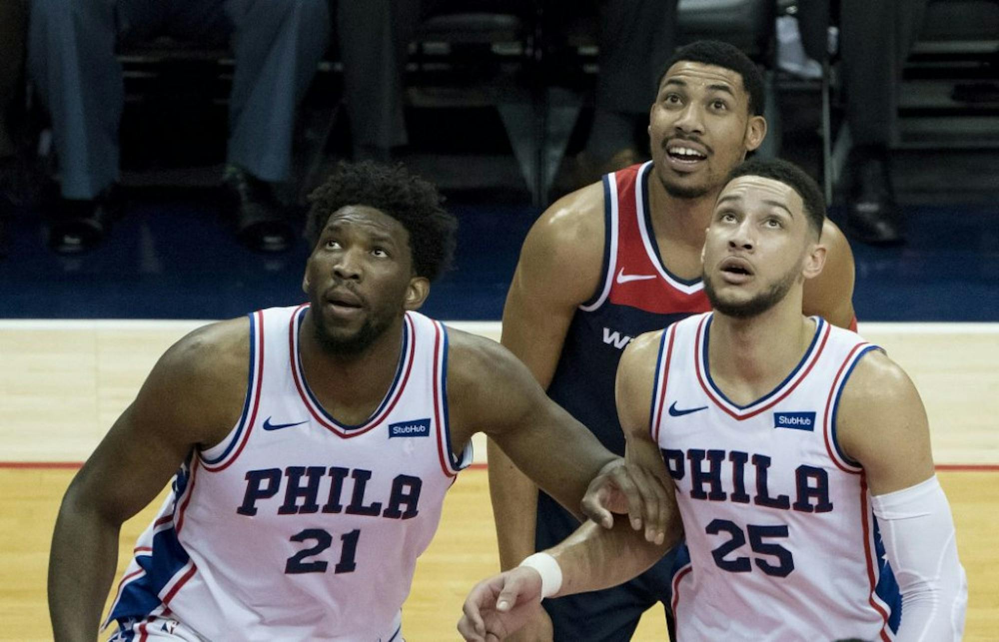 1920px-Joel_Embiid_Ben_Simmons-1024x658