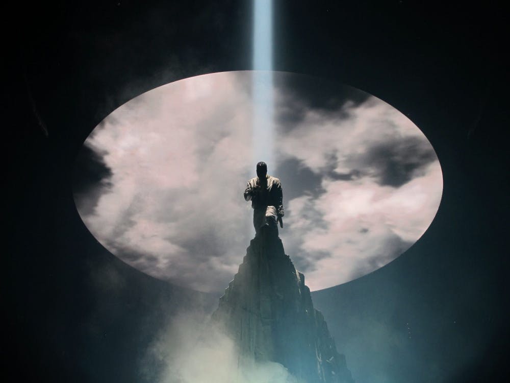 Kanye_Yeezus_Tour_Verizon_Center-scaled