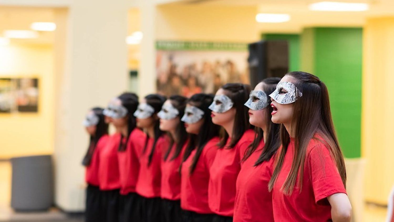 52013435124_44701cf3cc_c