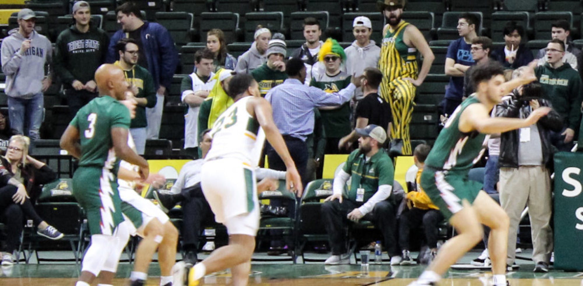 WSU vs MVS Incident | Photo by Daniel Delgado | The Wright State Guardian