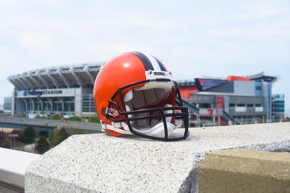 1280px-Cleveland_Browns_17535045515