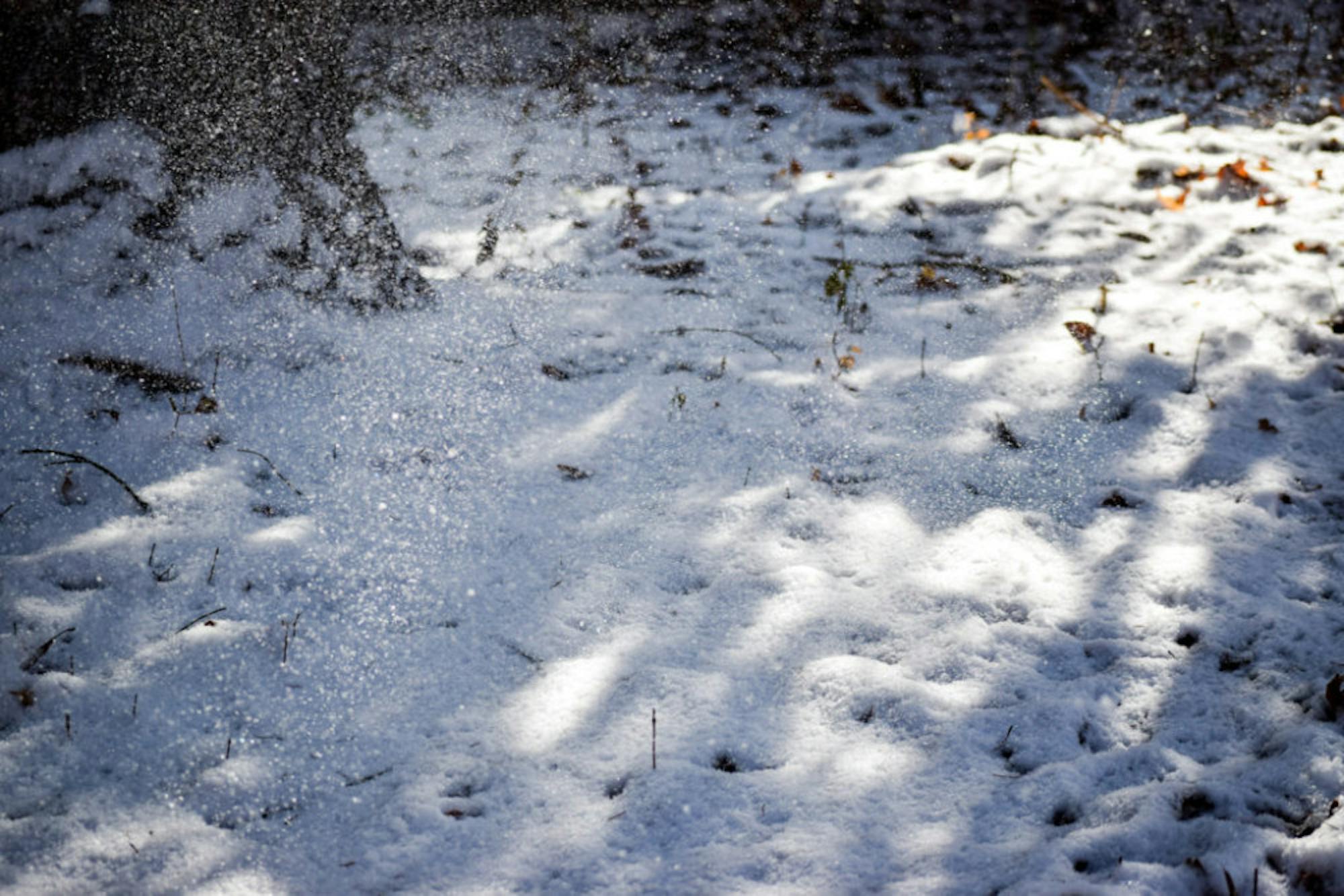 Snow in Rockafield Cemetery | Photo by Jessica Fugett | The Wright State Guardian