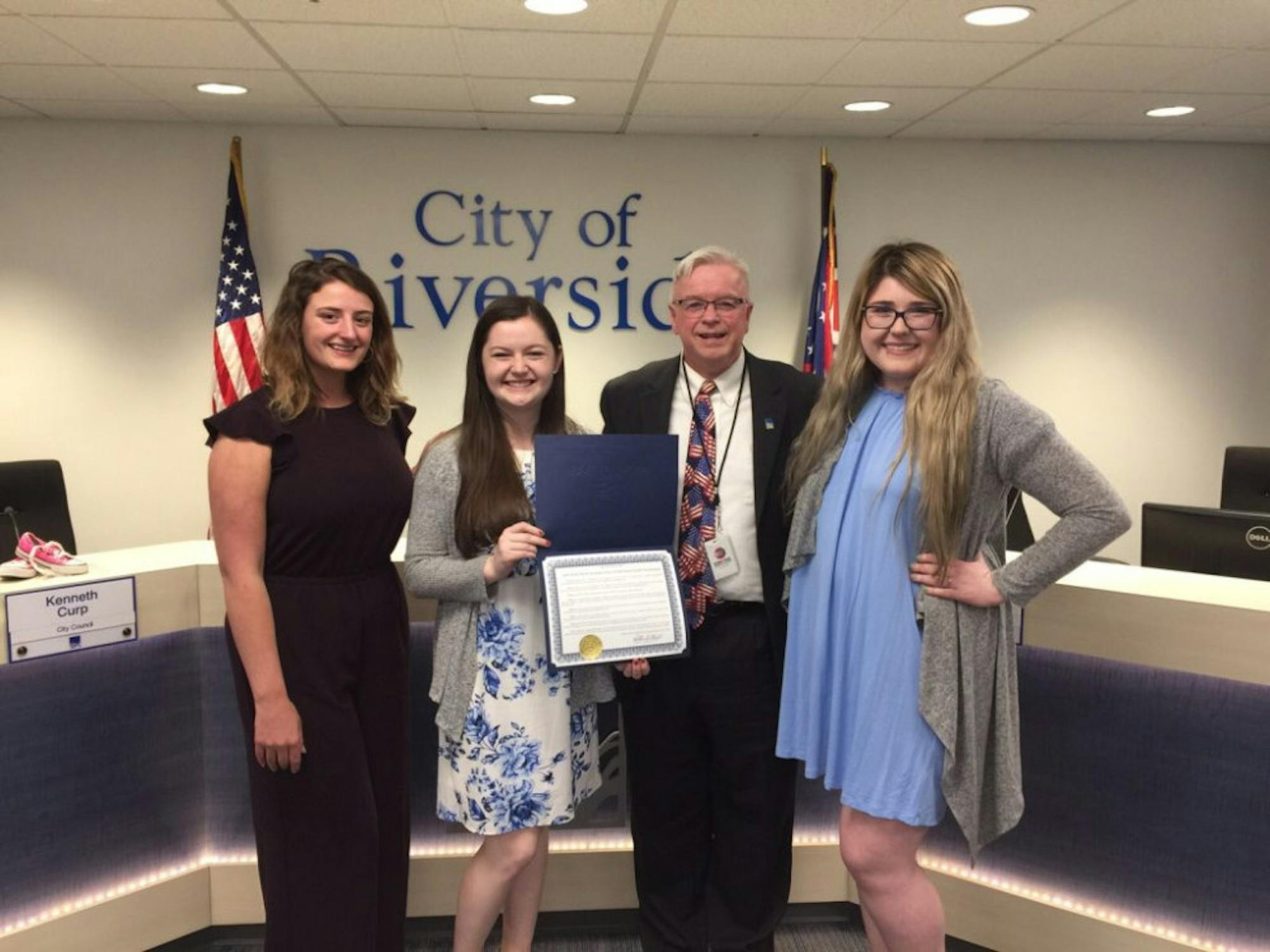 Alpha Xi Delta receives proclamation from mayor to honor World Autism Month