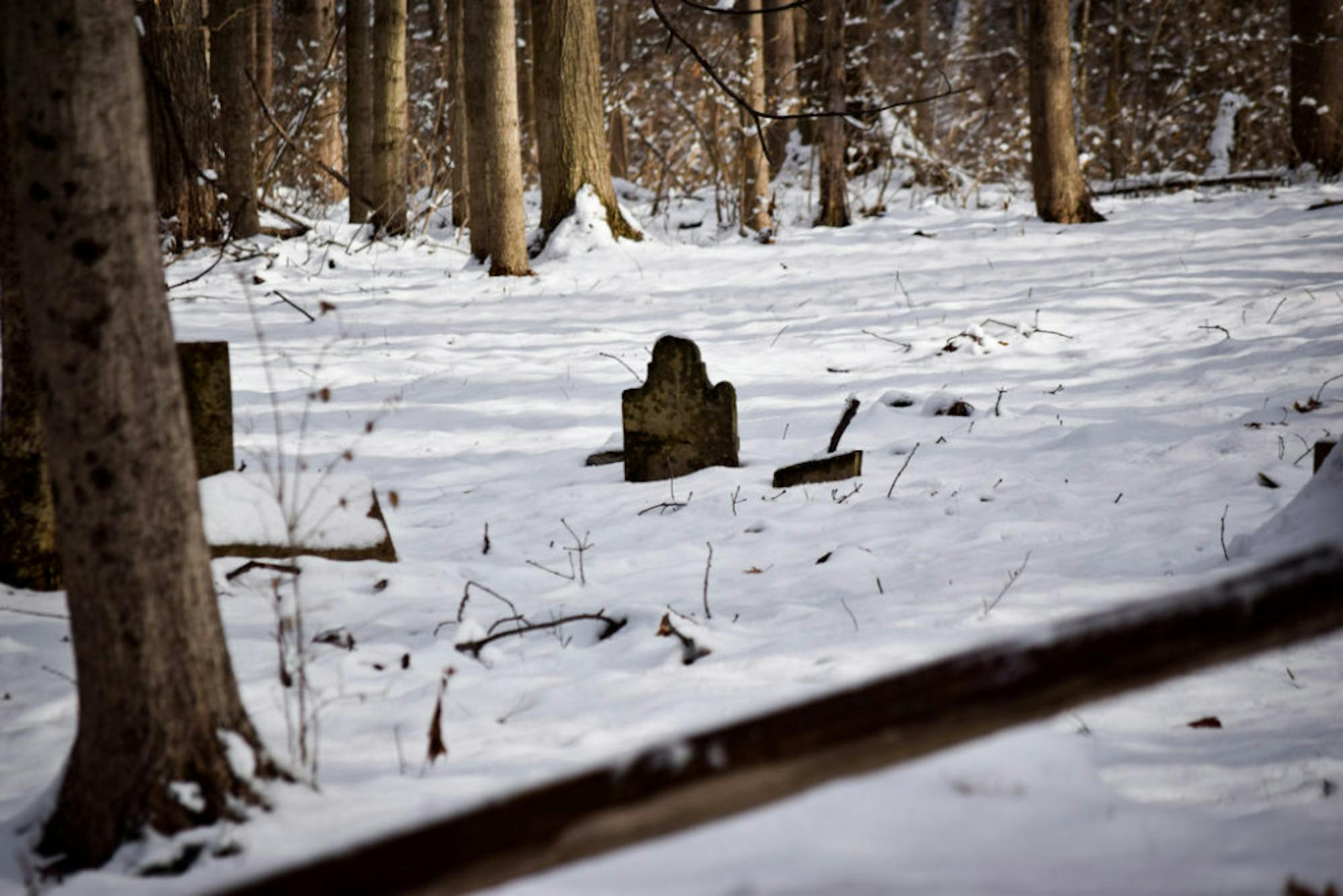 Snow in Rockafield Cemetery | Photo by Jessica Fugett | The Wright State Guardian