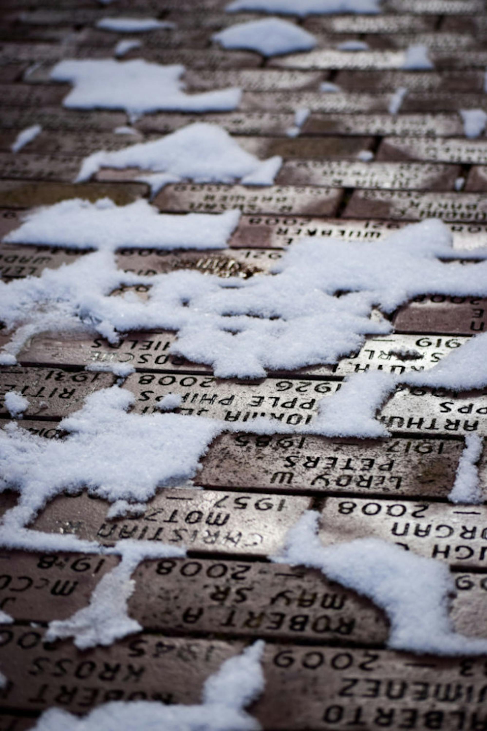 Snow in Rockafield Cemetery | Photo by Jessica Fugett | The Wright State Guardian