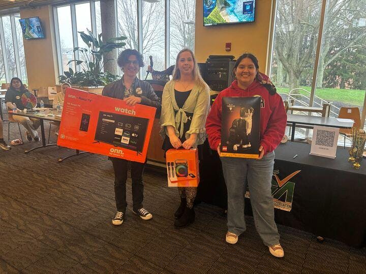 Pizza, Polls & Prizes: Raffle Winners!