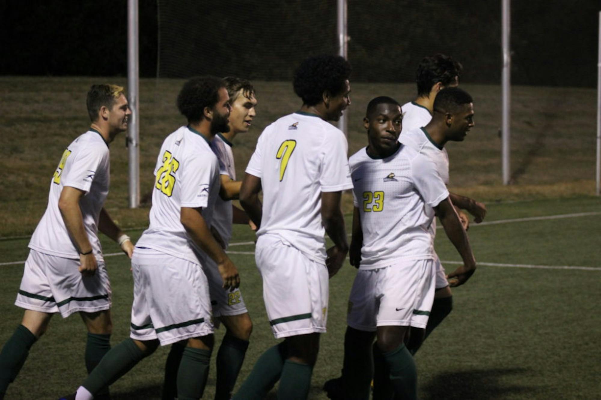 Men's Soccer Team | Photo by Daniel Delgado | The Wright State Guardian