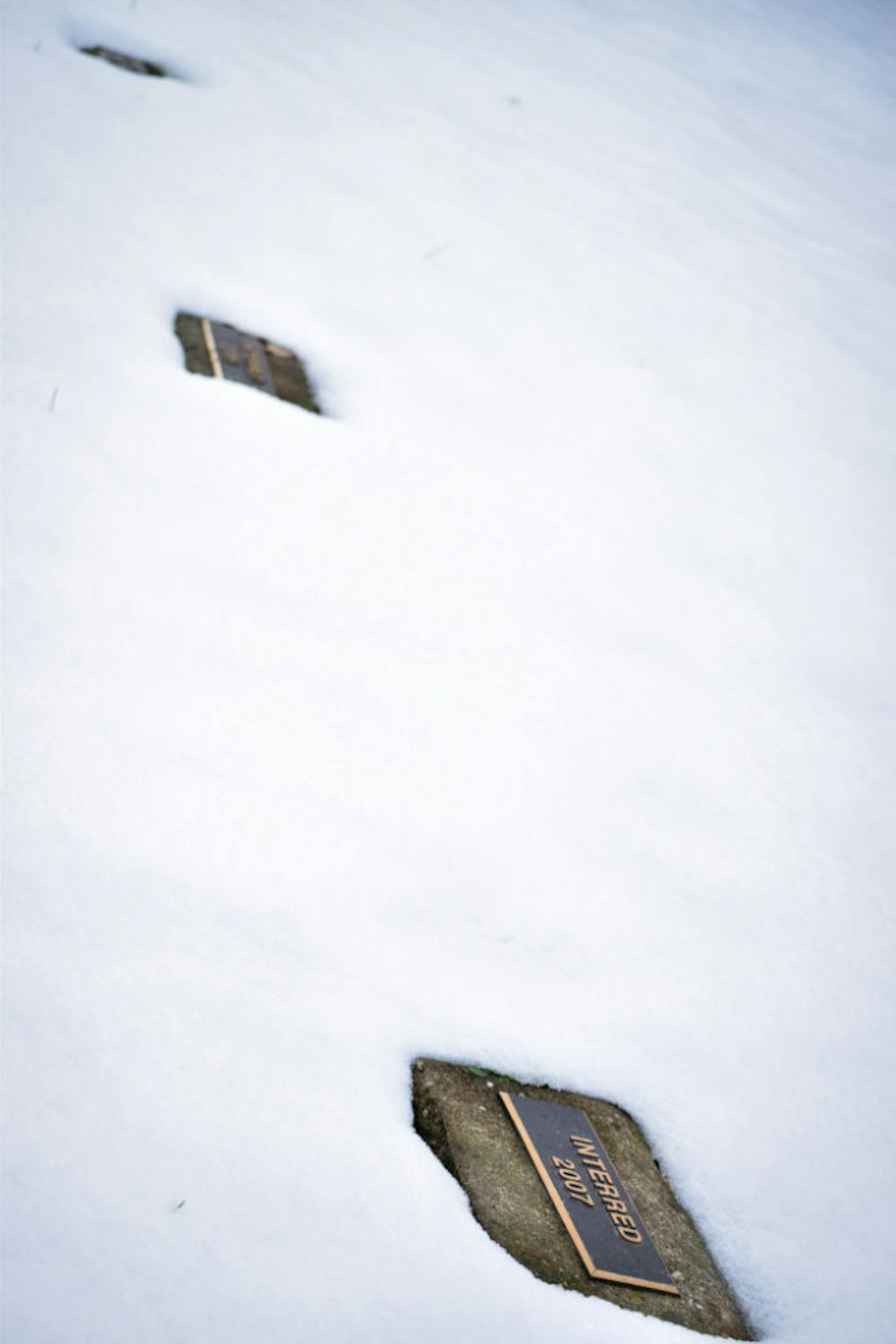 Snow in Rockafield Cemetery | Photo by Jessica Fugett | The Wright State Guardian