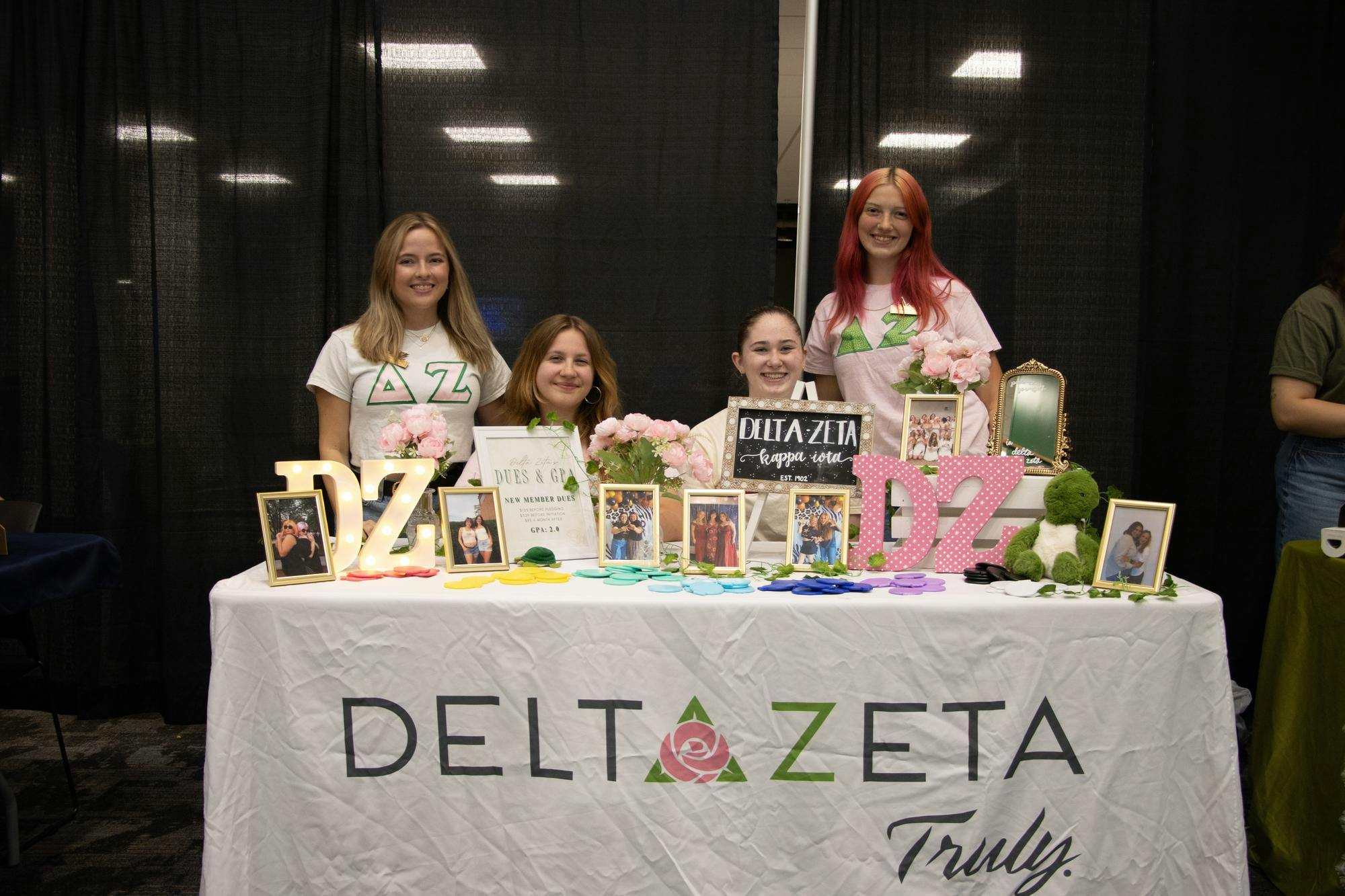 Bedazzling: Delta Zeta
