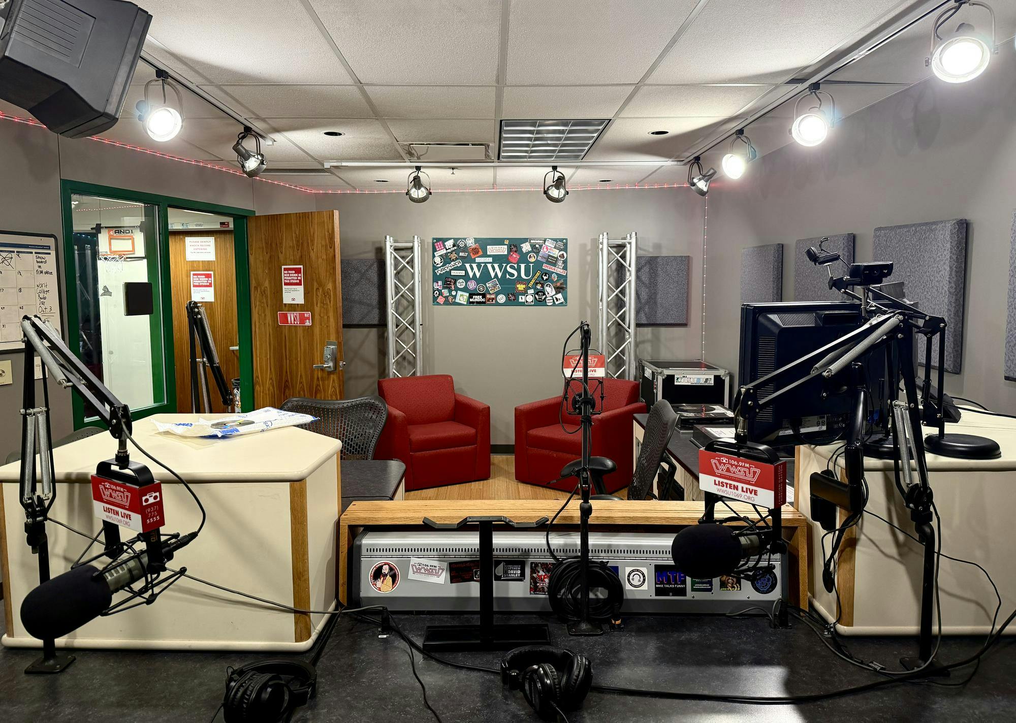 World college radio day