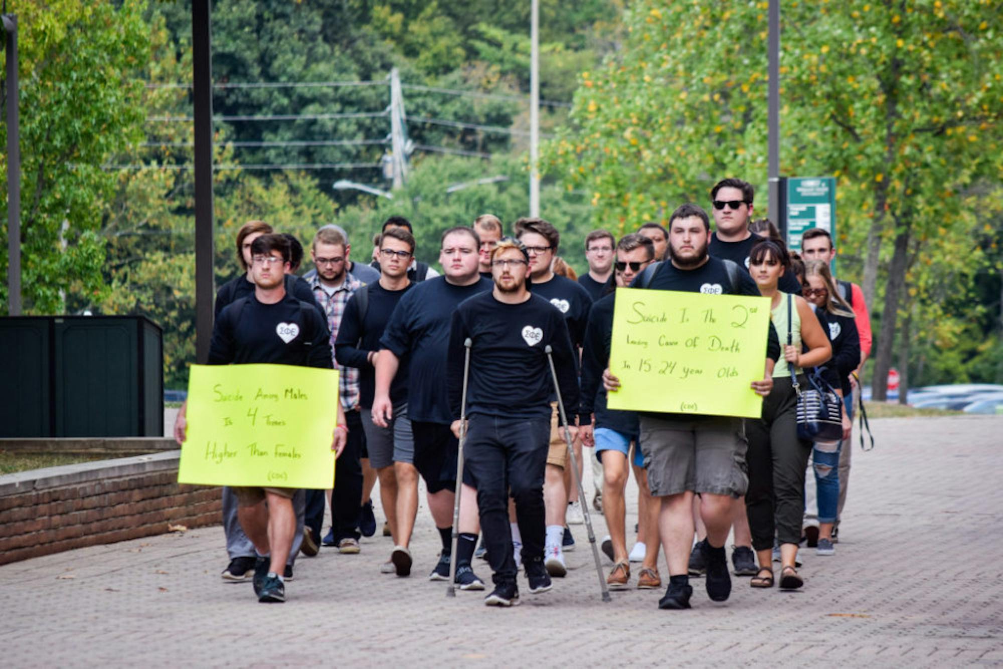 Sigma Phi Epsilon Out of the Darkness Walk | Photo by Jessica Fugett | The Wright State Guardian