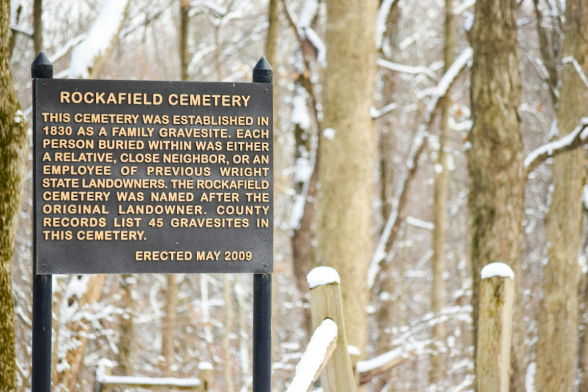 Snow in Rockafield Cemetery | Photo by Jessica Fugett | The Wright State Guardian