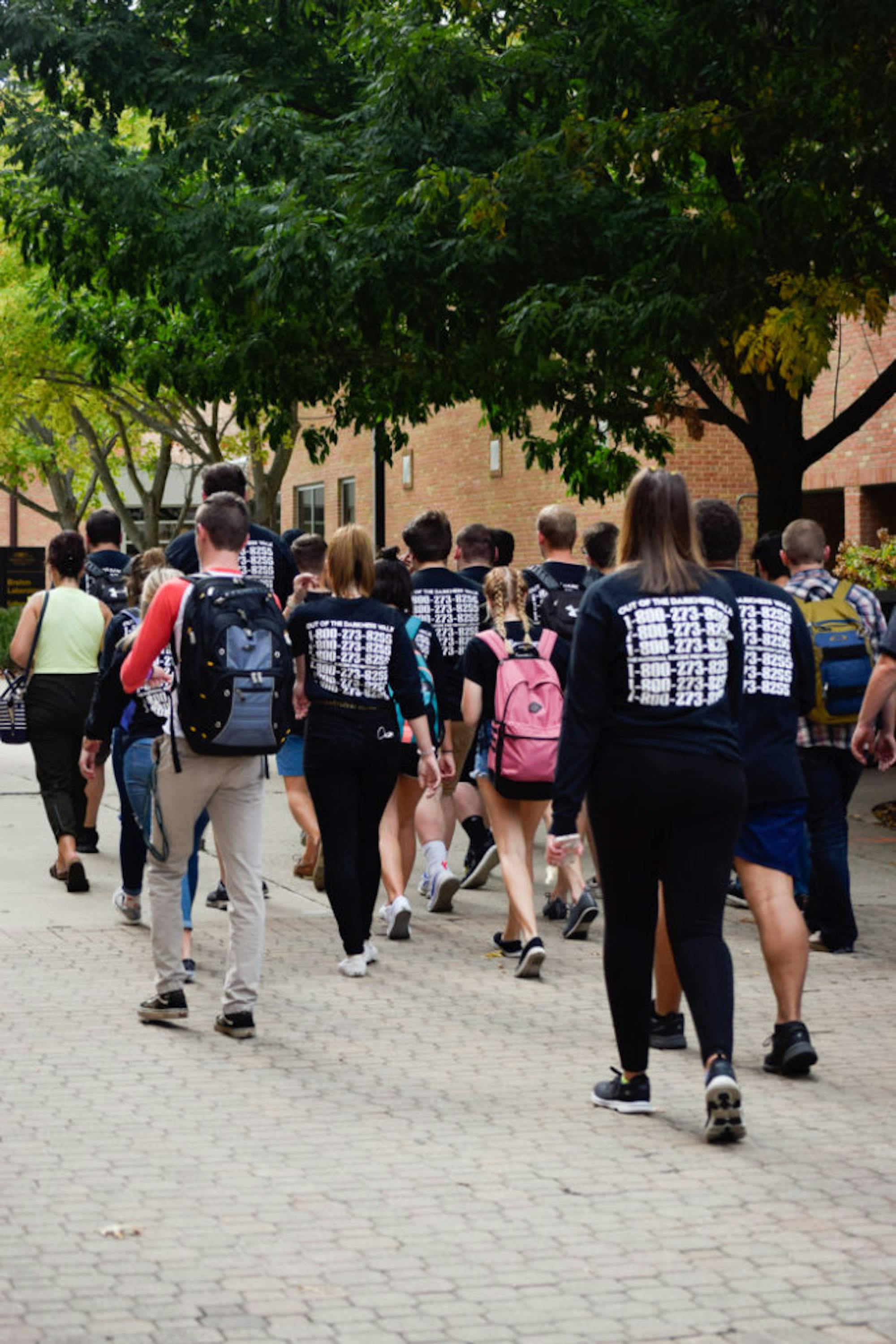 Sigma Phi Epsilon Out of the Darkness Walk | Photo by Jessica Fugett | The Wright State Guardian