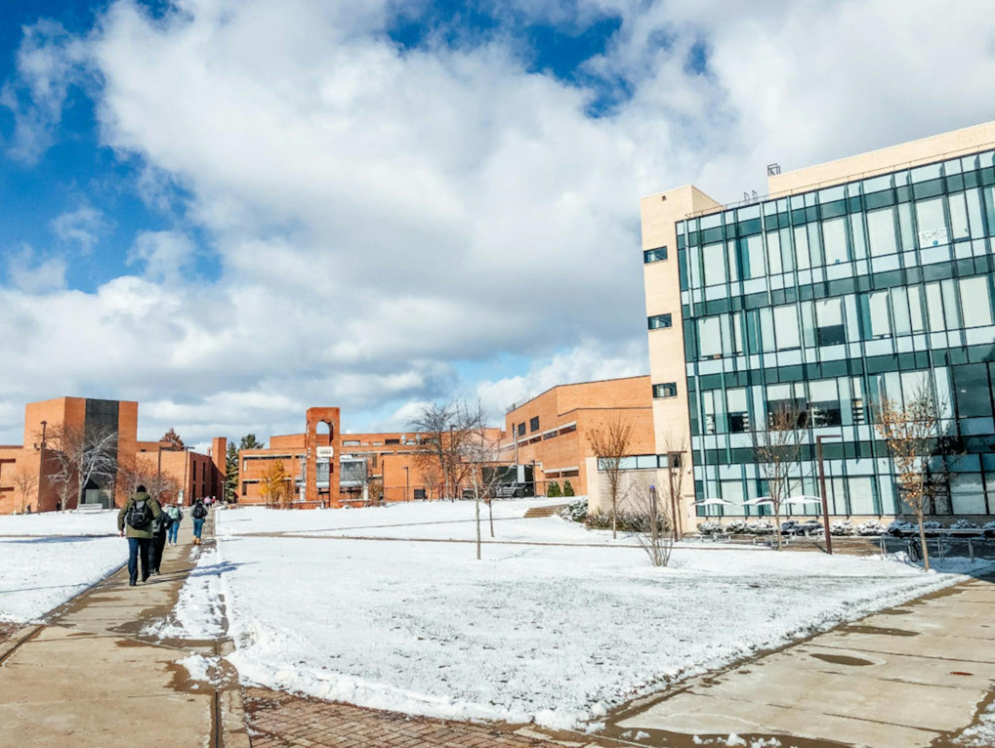 Wright State campus after first snowfall of the season | Photograph by Soham Parikh | The Wright State Guardian