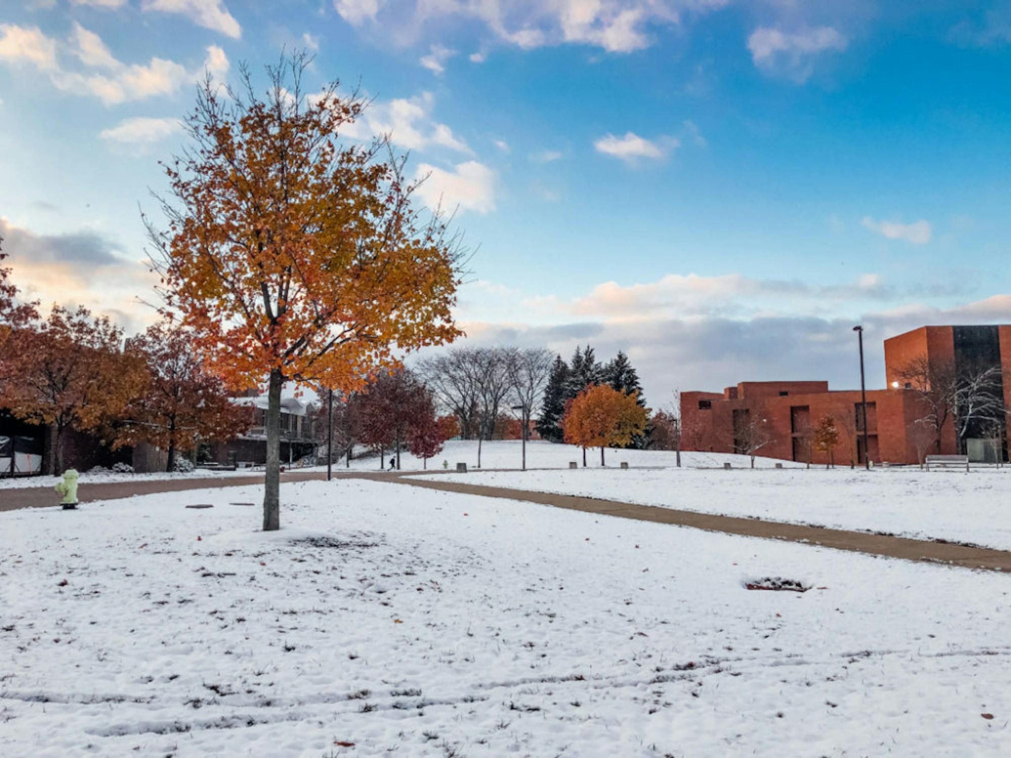 Wright State campus after first snowfall of the season | Photograph by Soham Parikh | The Wright State Guardian