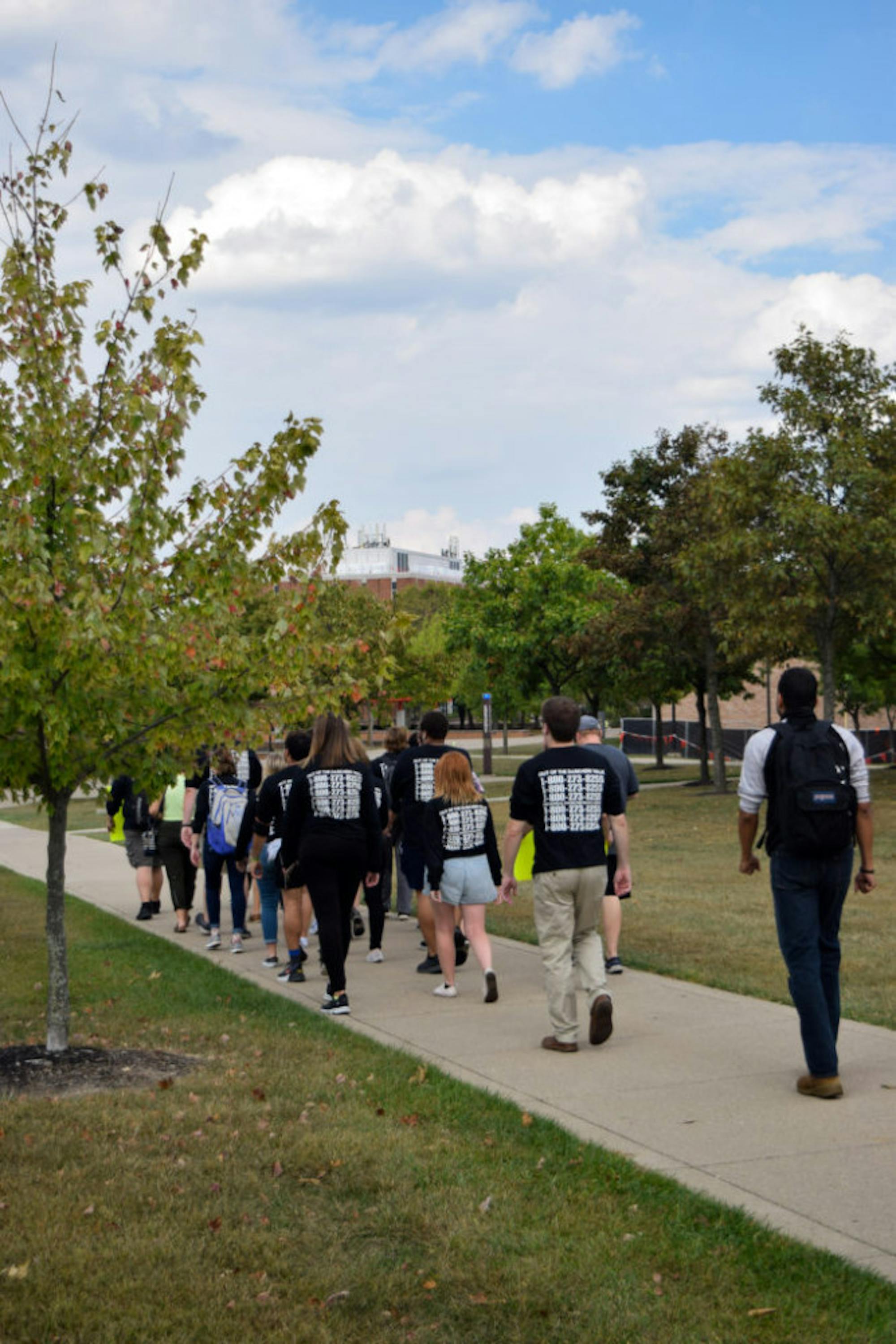 Sigma Phi Epsilon Out of the Darkness Walk | Photo by Jessica Fugett | The Wright State Guardian