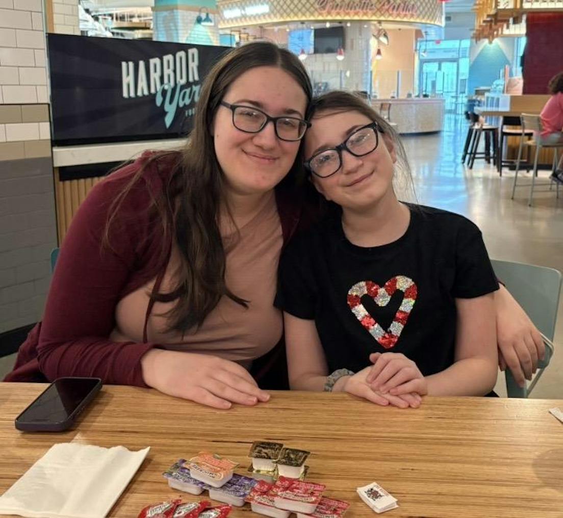 Luxury Art. Food Court